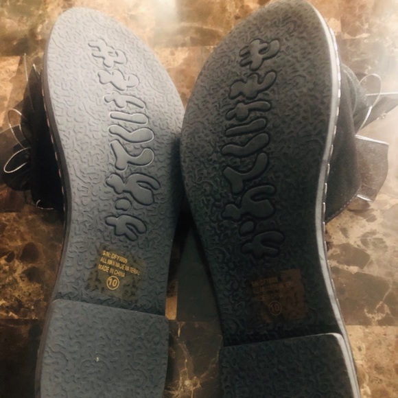 Sandals - Picture 3 of 3